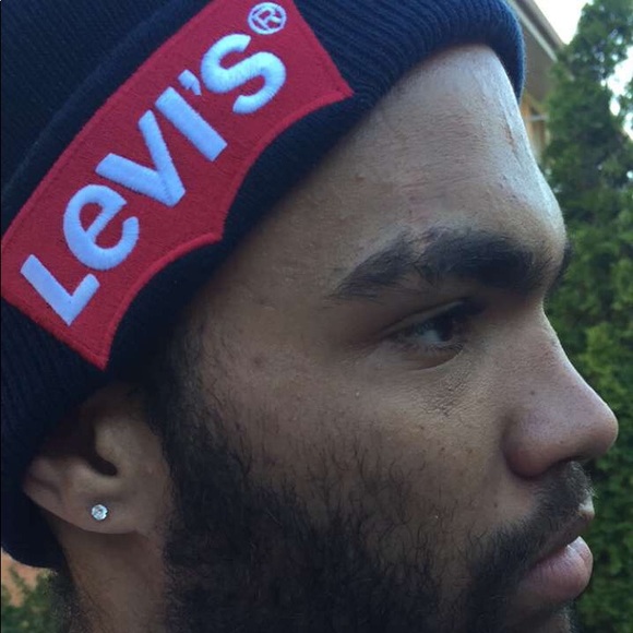 Levi’s beanie‼️🤯😻 - Picture 1 of 1